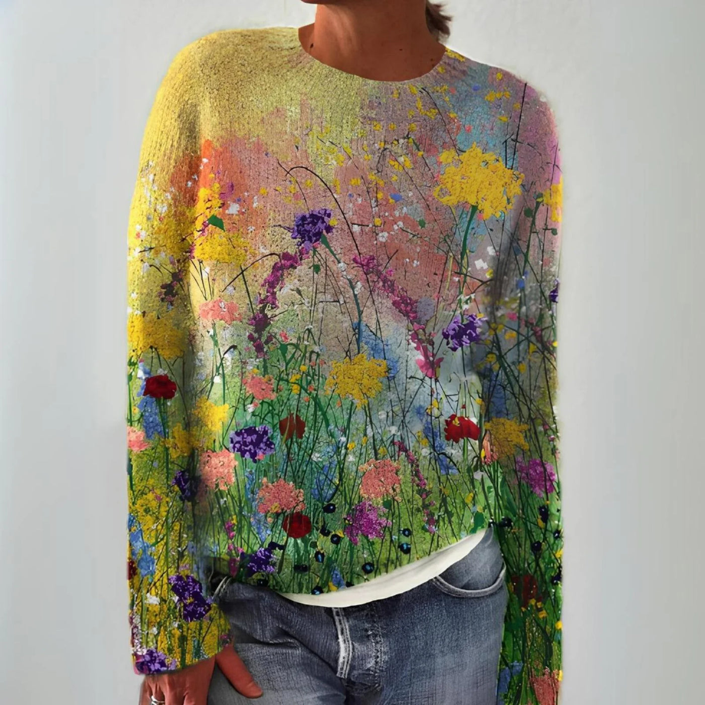 JADE™ | COZY SWEATER WITH FLORAL ART