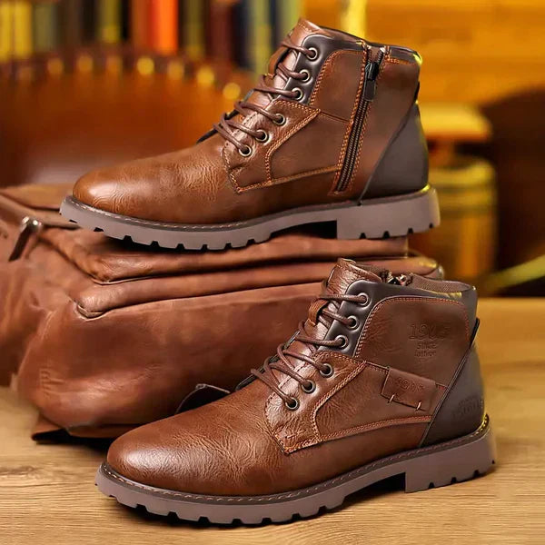 Jethro | Lace-up boots made of sturdy leather