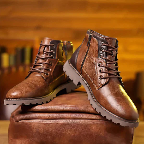 Jethro | Lace-up boots made of sturdy leather